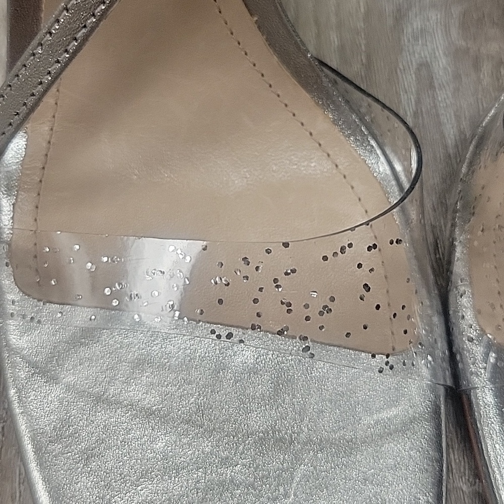 Schutz Size 9 1/2 Silver Aisha Leather & Vinyl Sandal NWT - Picture 6 of 11
